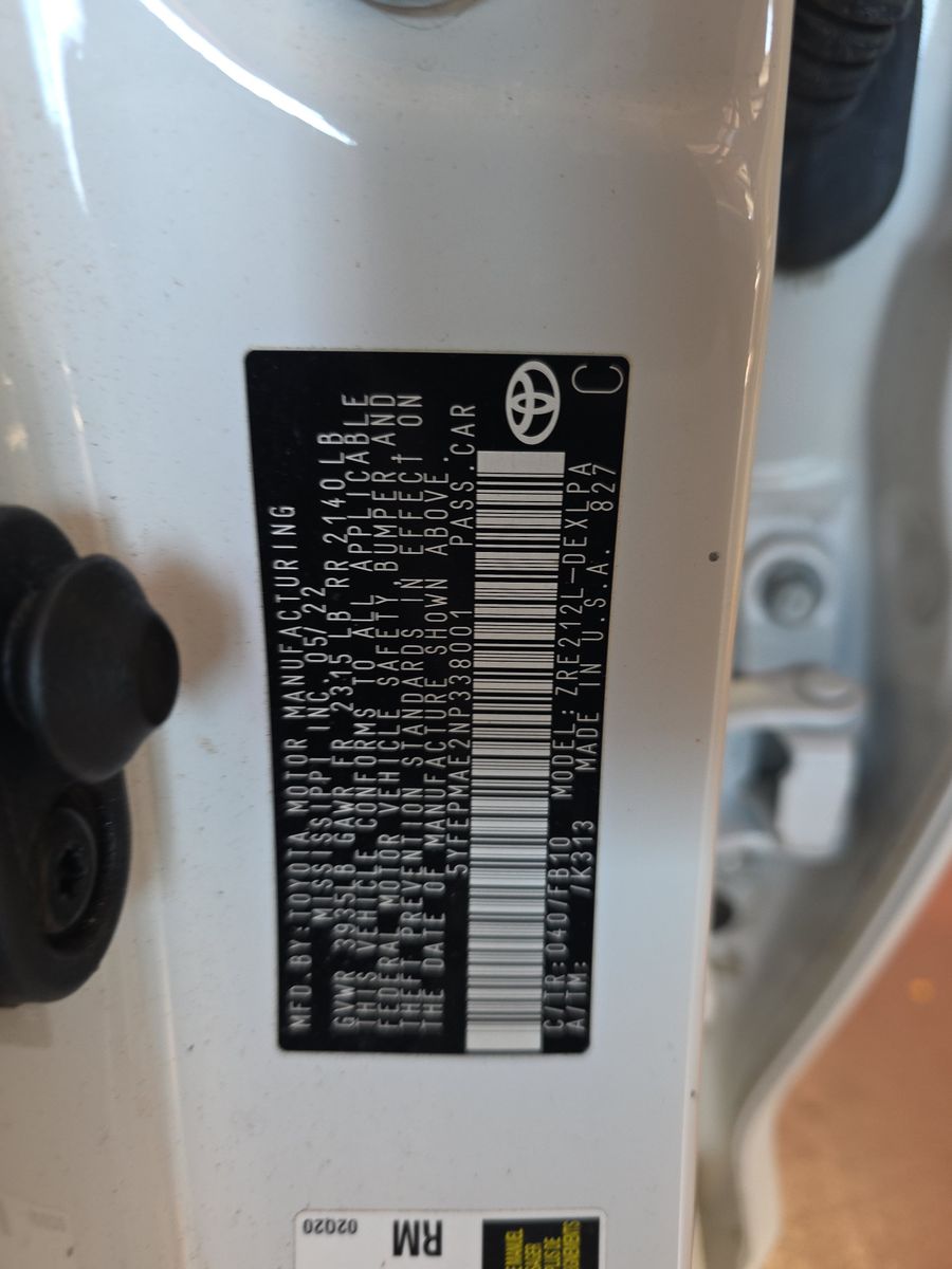 2022 Toyota Corolla LE FWD