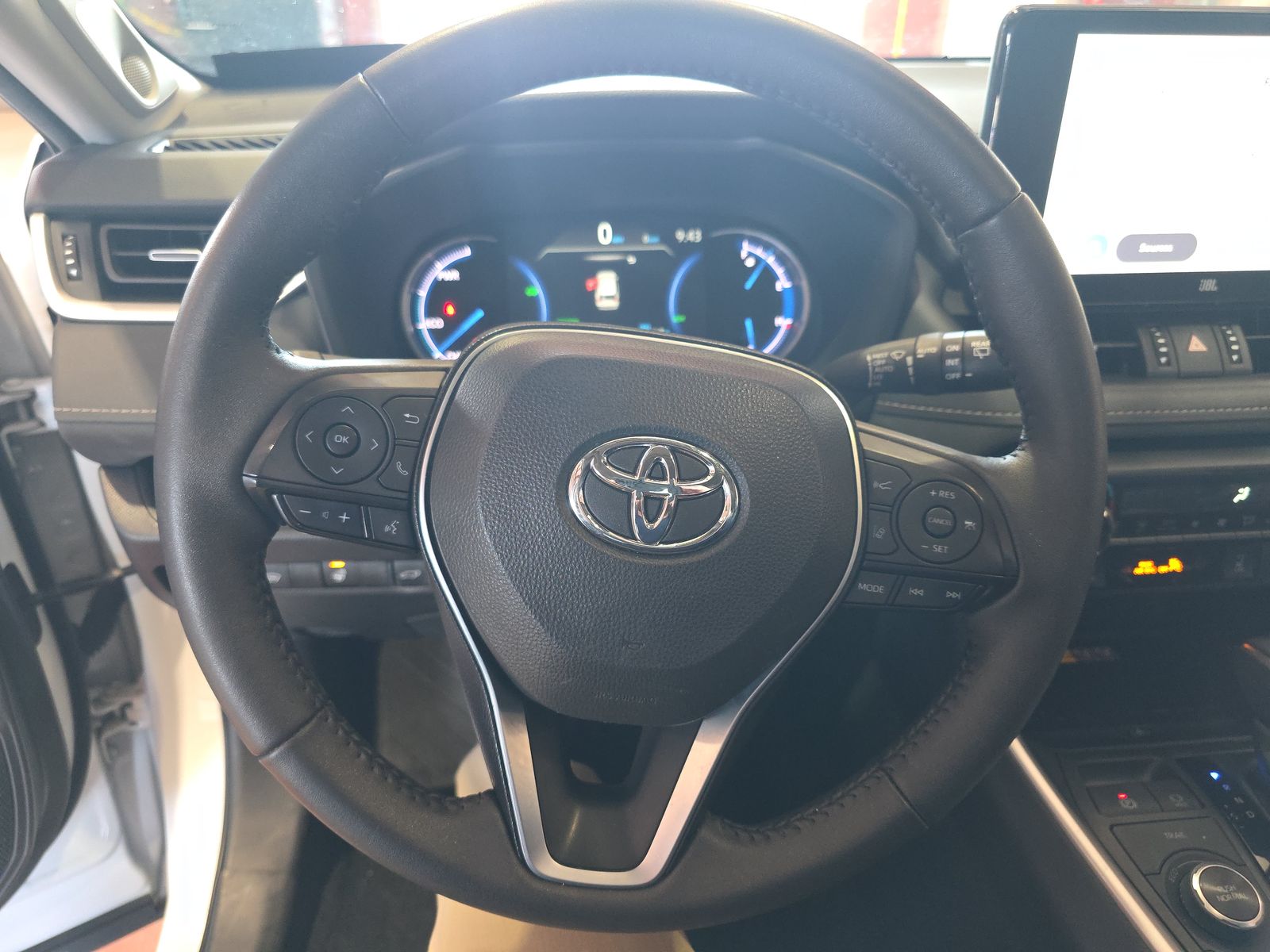 2024 Toyota RAV4 Hybrid XLE Premium AWD