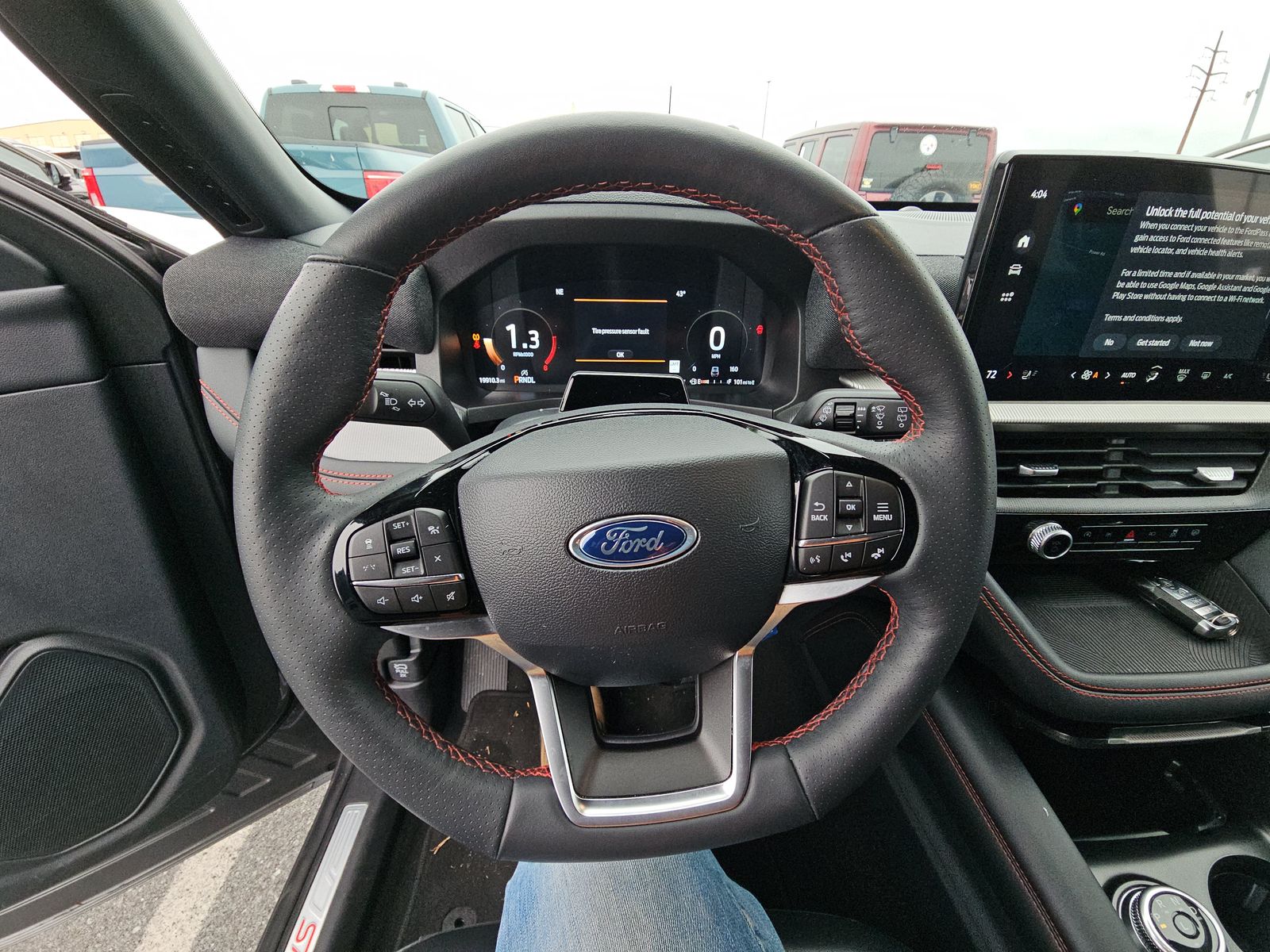 2025 Ford Explorer ST-Line AWD