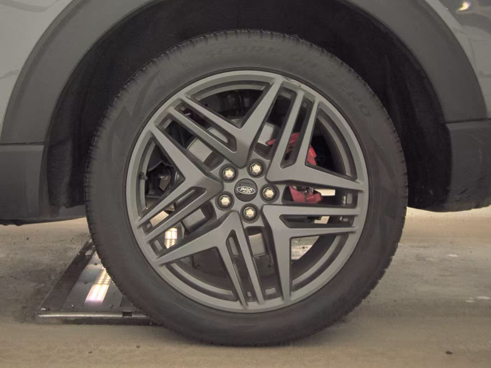 2025 Ford Explorer ST-Line AWD