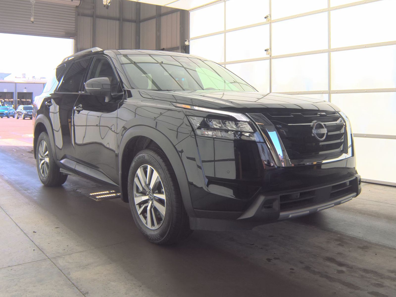 2025 Nissan Pathfinder SL AWD