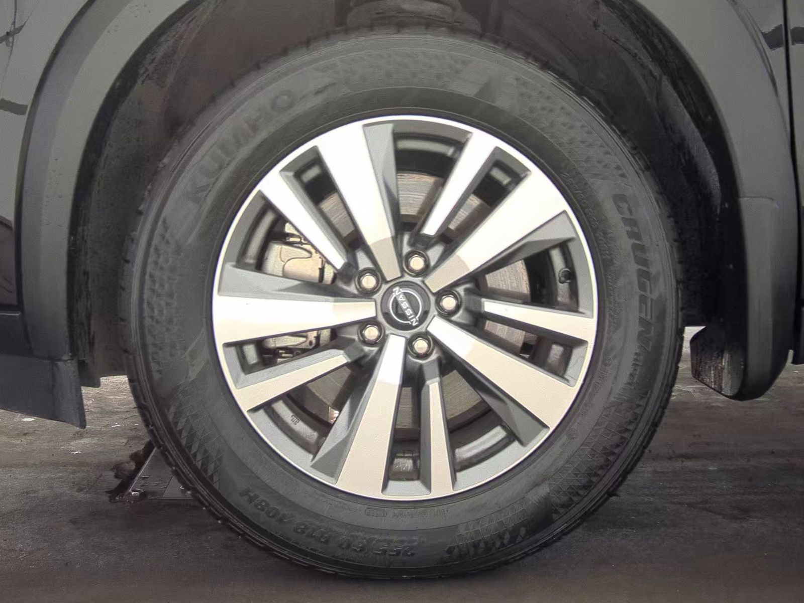 2025 Nissan Pathfinder SL AWD