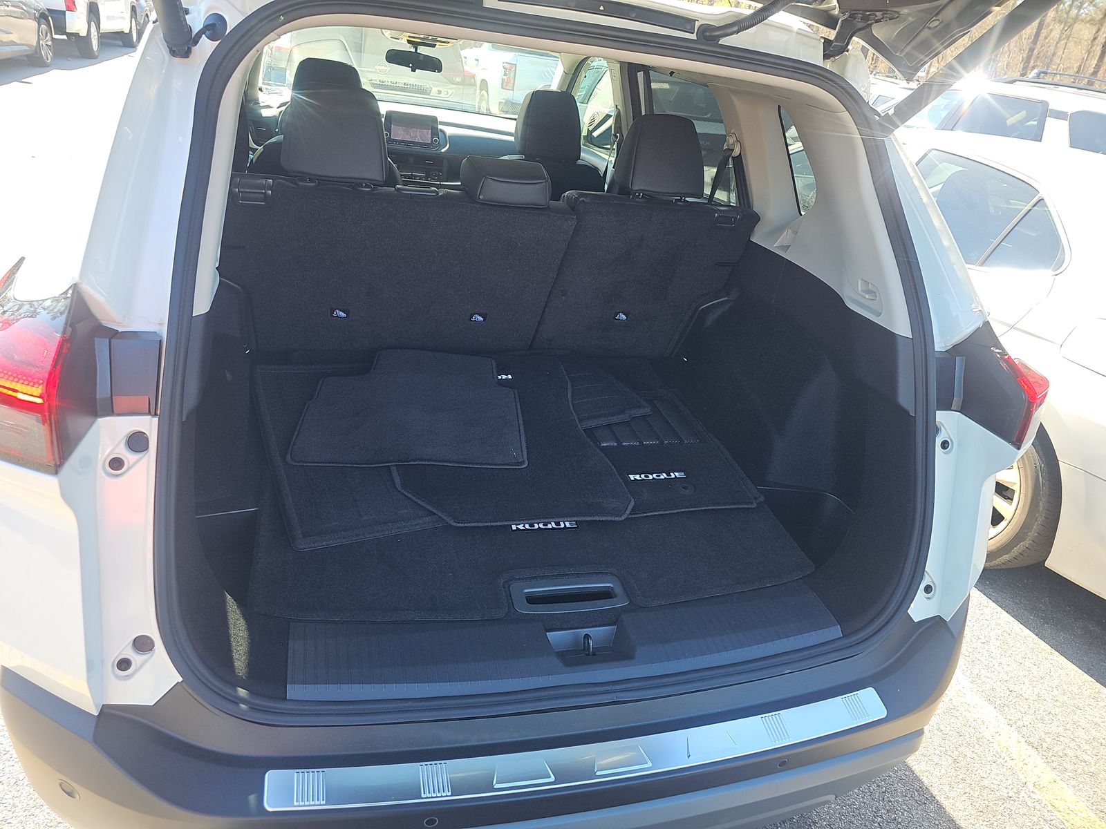 2023 Nissan Rogue SV FWD