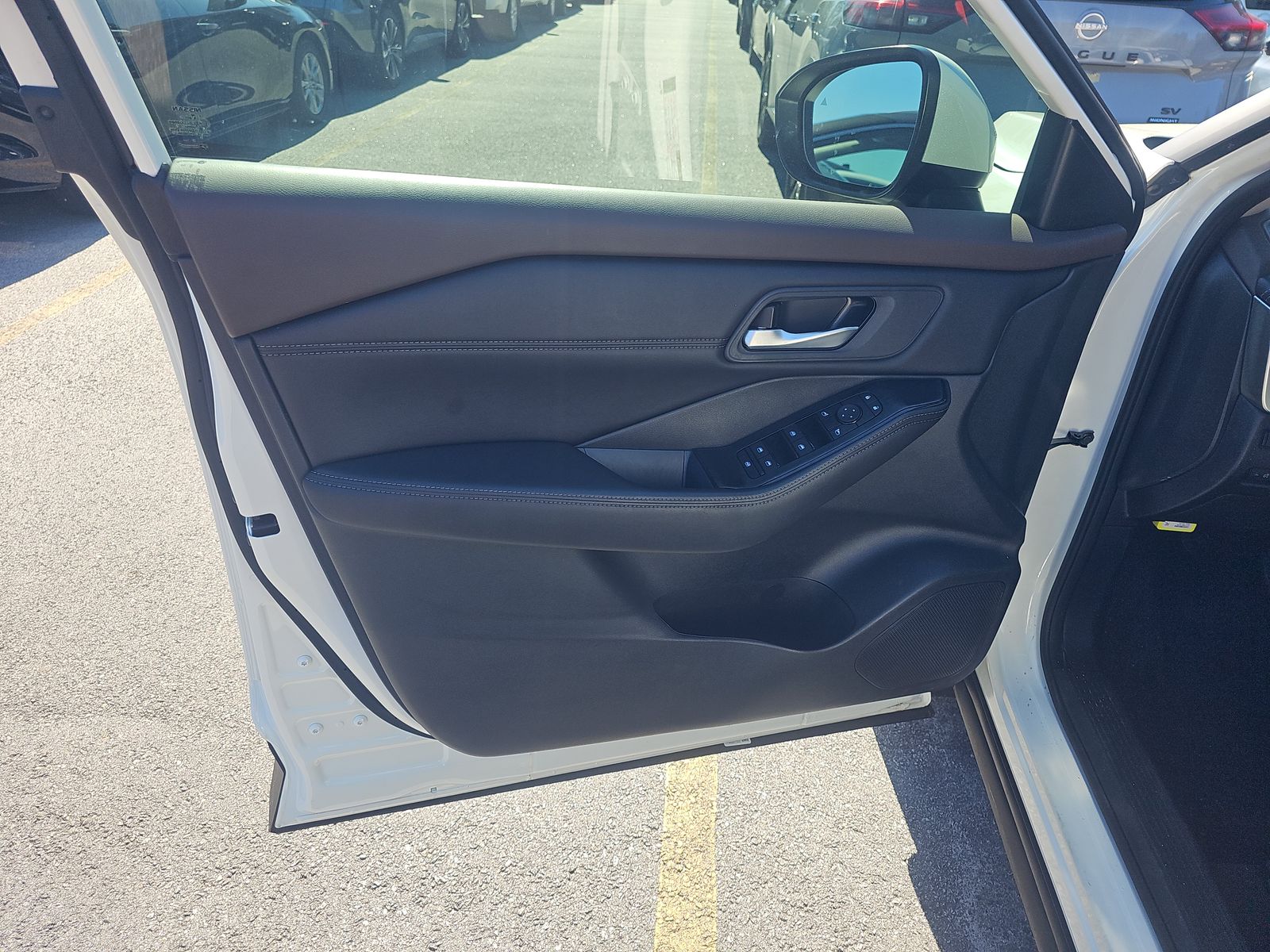 2023 Nissan Rogue SV FWD