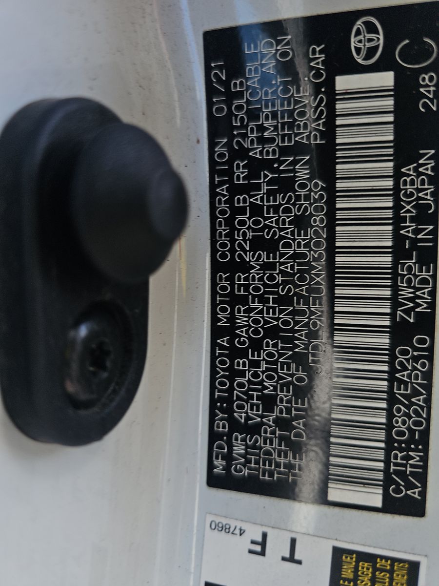 2021 Toyota Prius XLE AWD