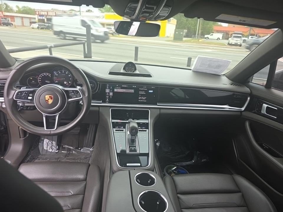 2018 Porsche Panamera 4 AWD