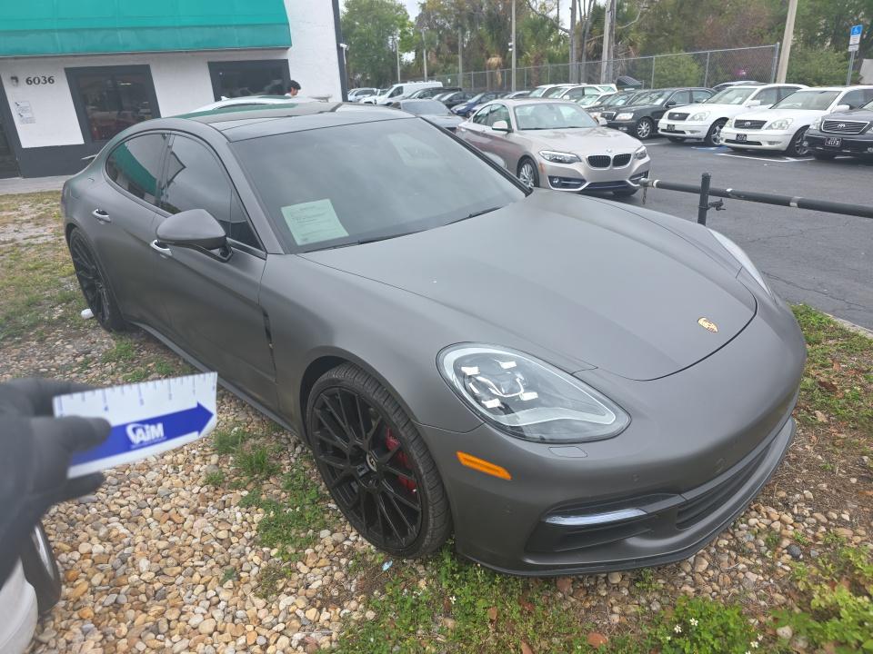 2018 Porsche Panamera 4 AWD