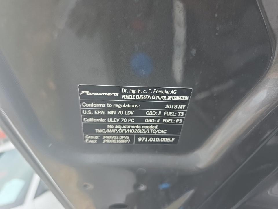 2018 Porsche Panamera 4 AWD