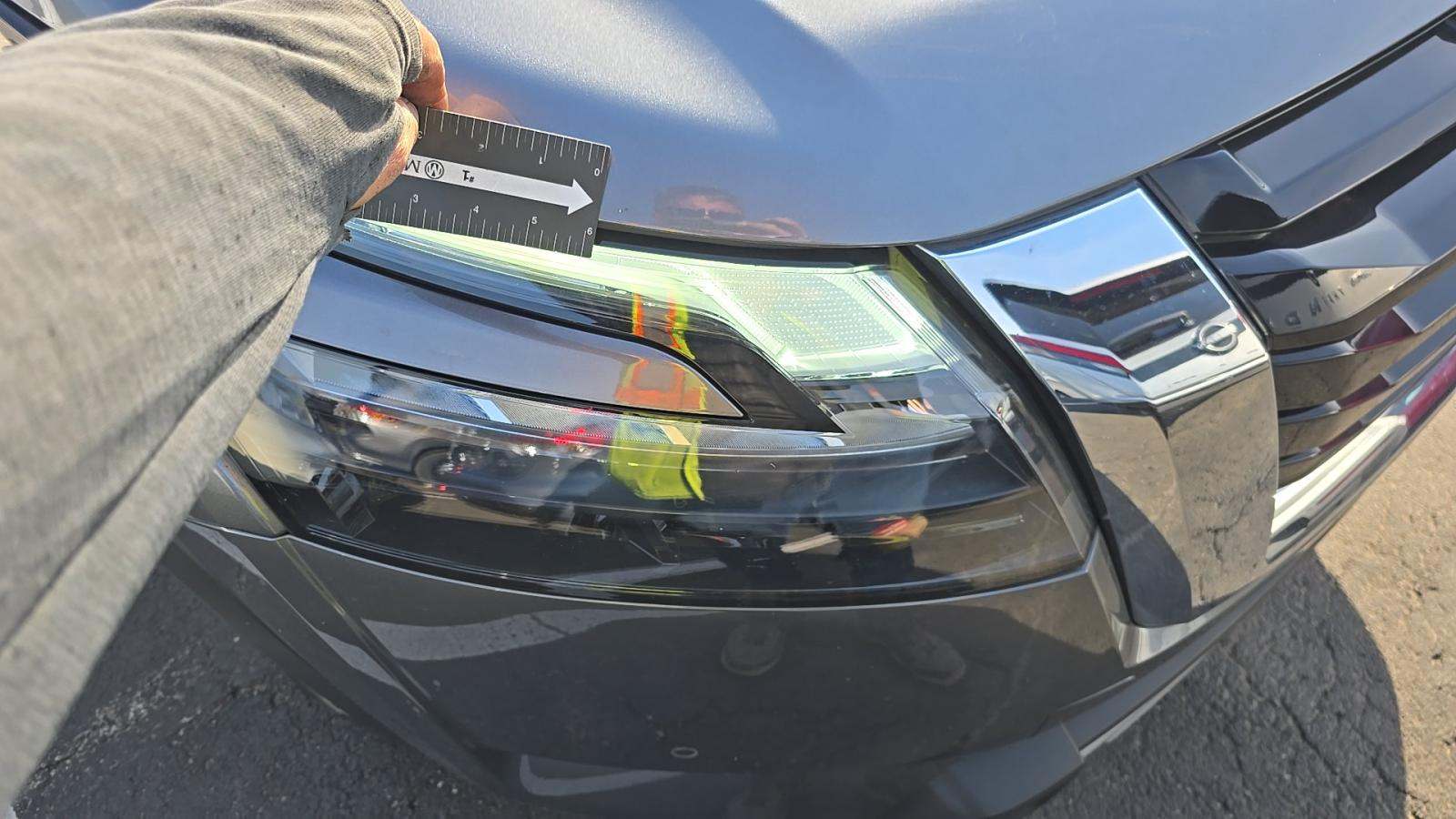 2025 Nissan Pathfinder SL AWD