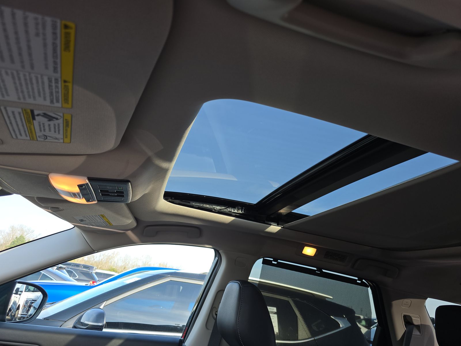 2025 Nissan Pathfinder SL FWD