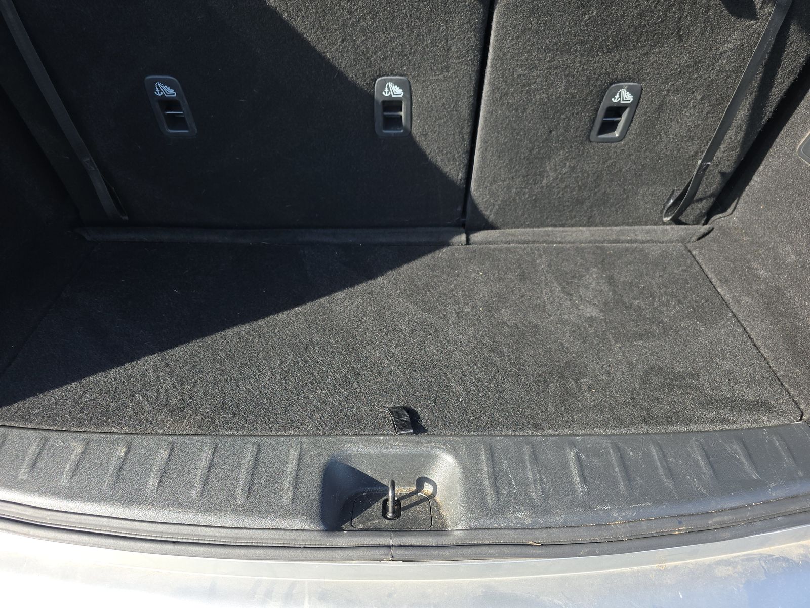 2025 Nissan Pathfinder SL FWD