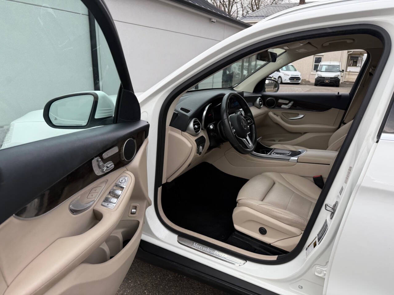 2022 Mercedes-Benz GLC GLC 300 RWD