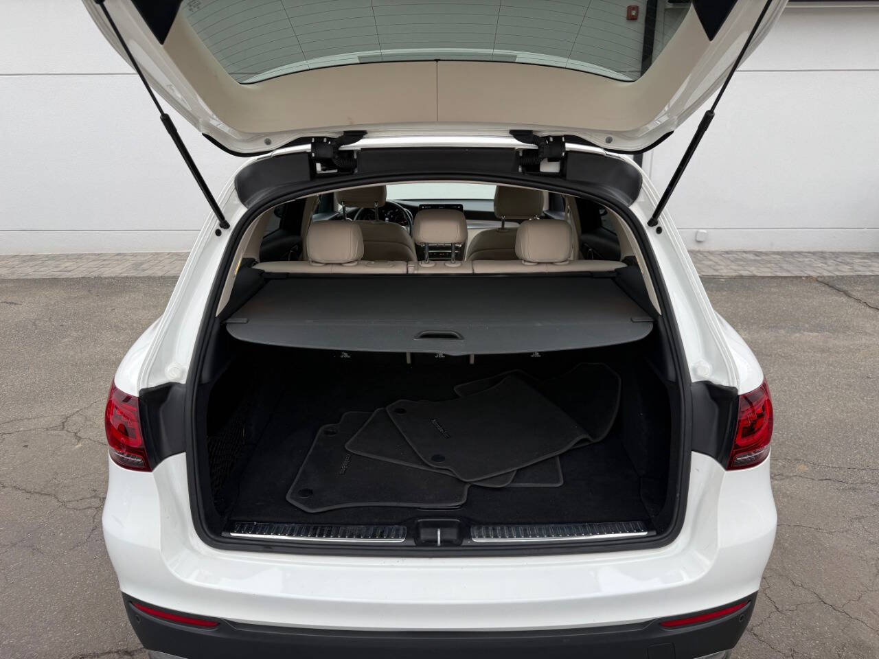 2022 Mercedes-Benz GLC GLC 300 RWD