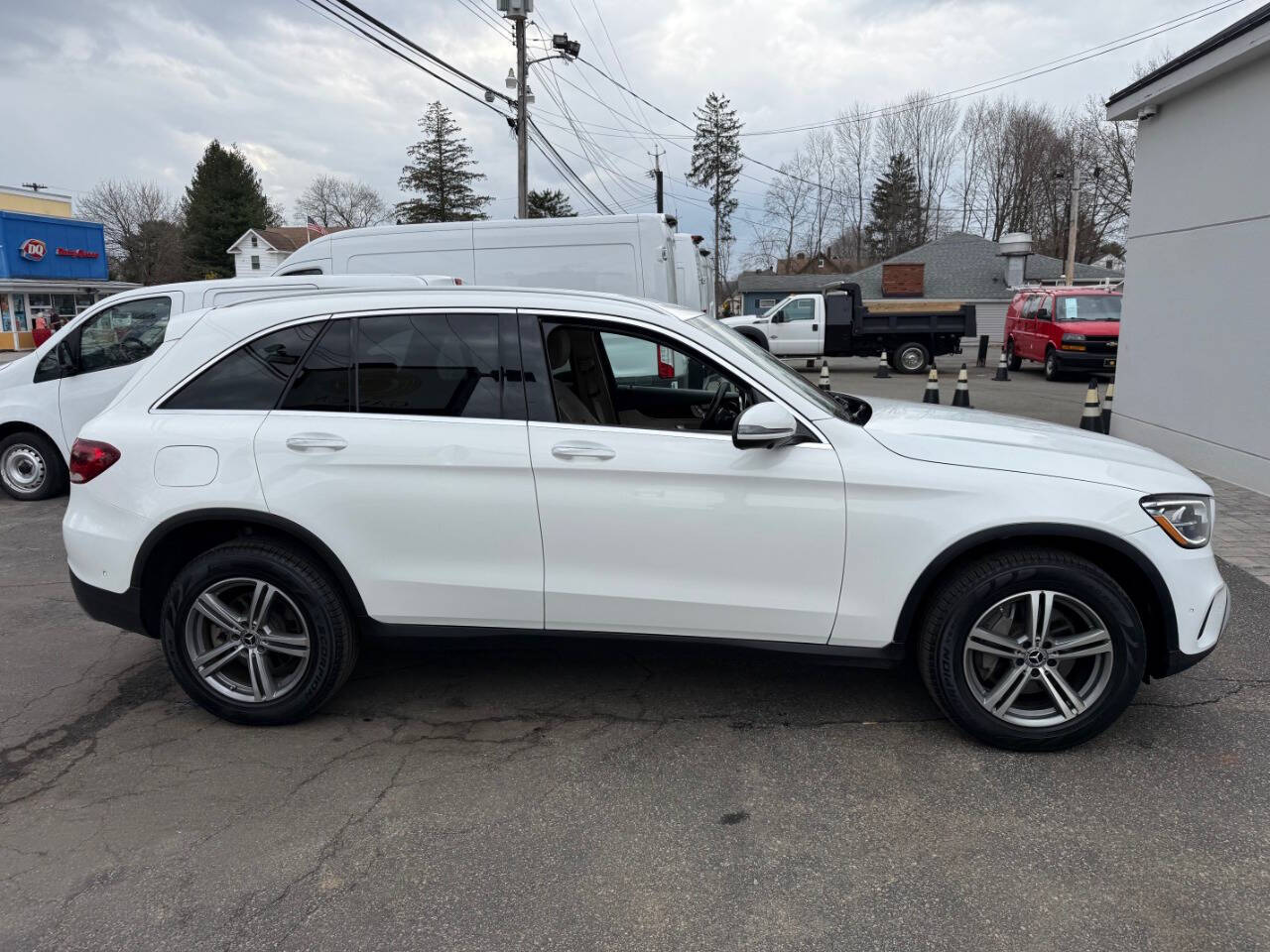 2022 Mercedes-Benz GLC GLC 300 RWD