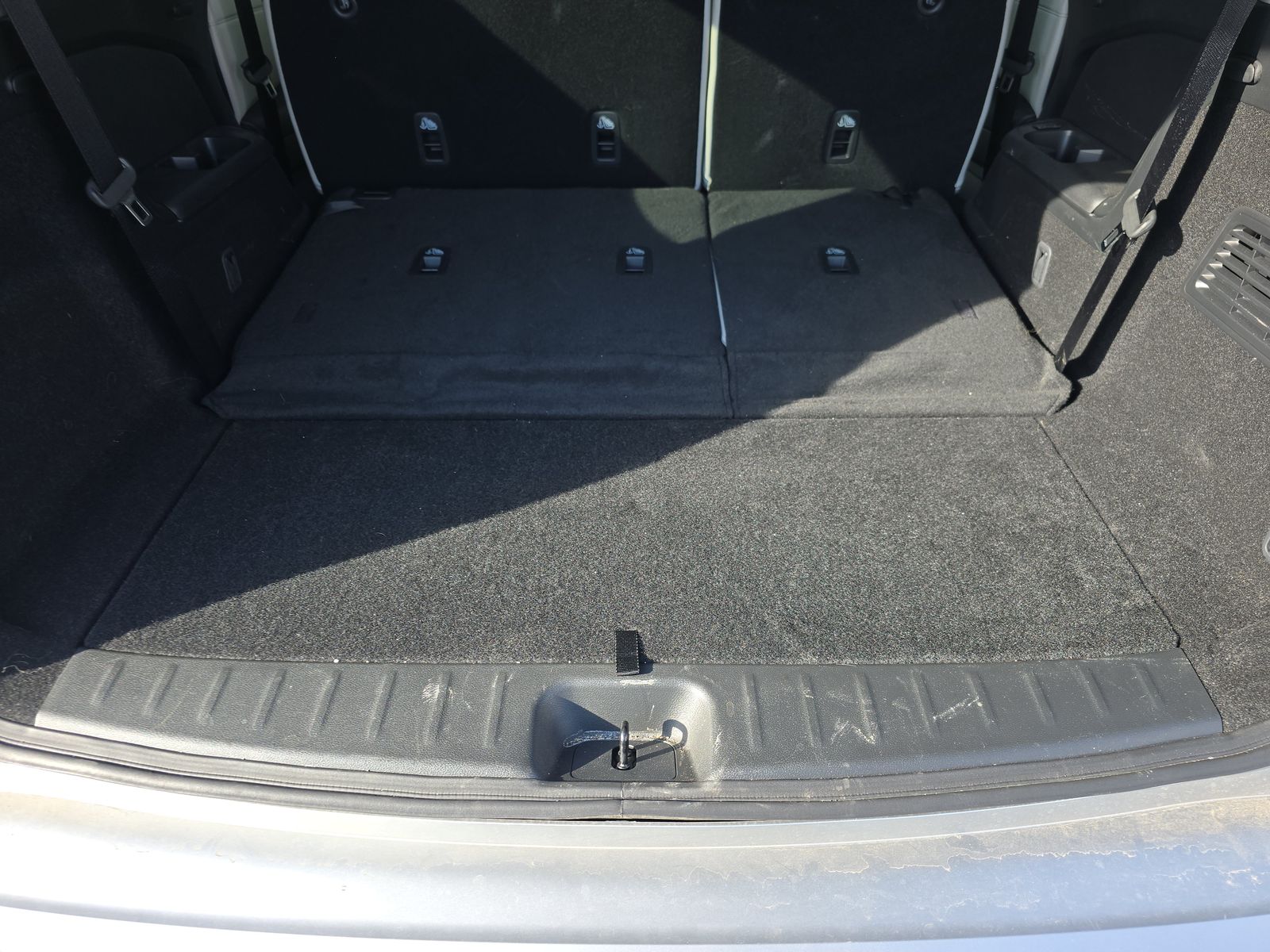 2025 Nissan Pathfinder SL FWD