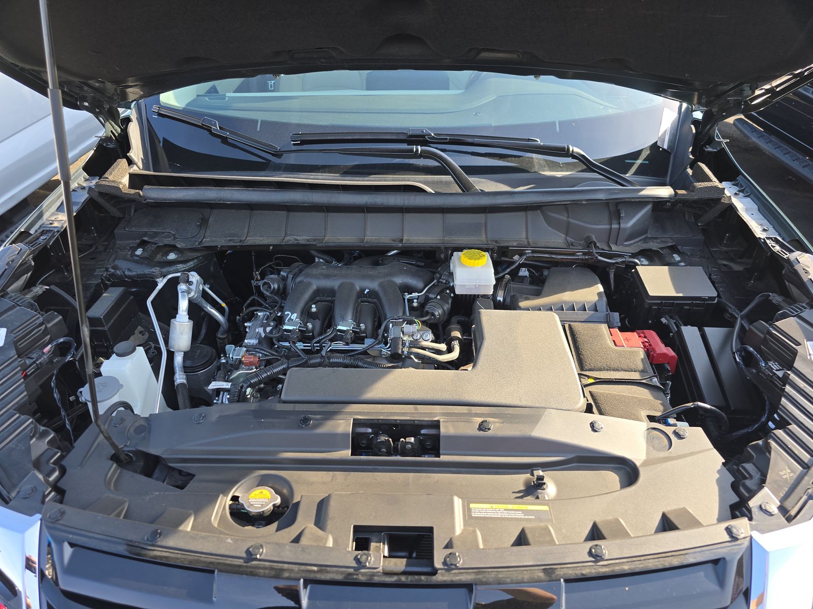 2025 Nissan Pathfinder SL FWD