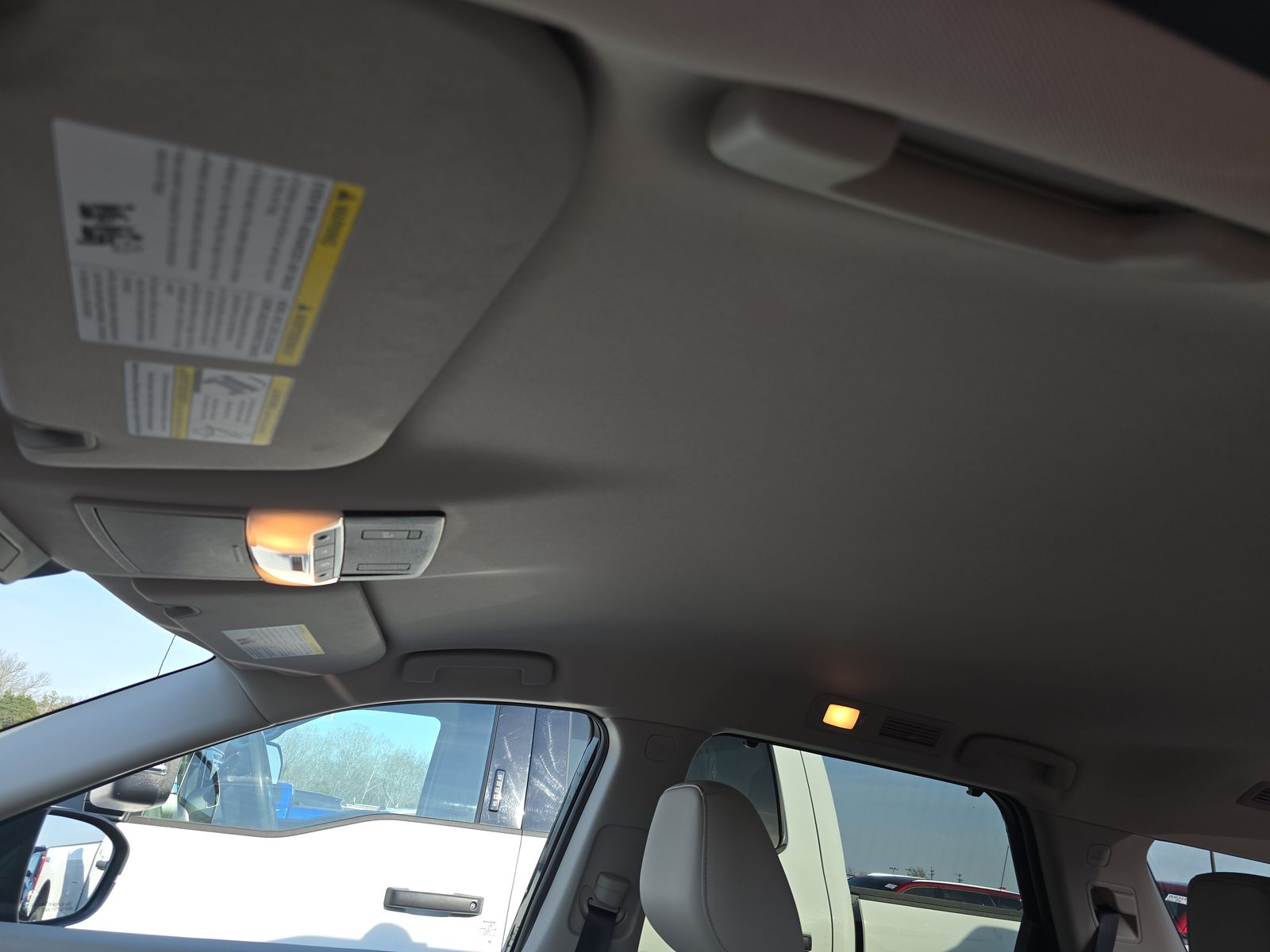 2025 Nissan Pathfinder SL FWD