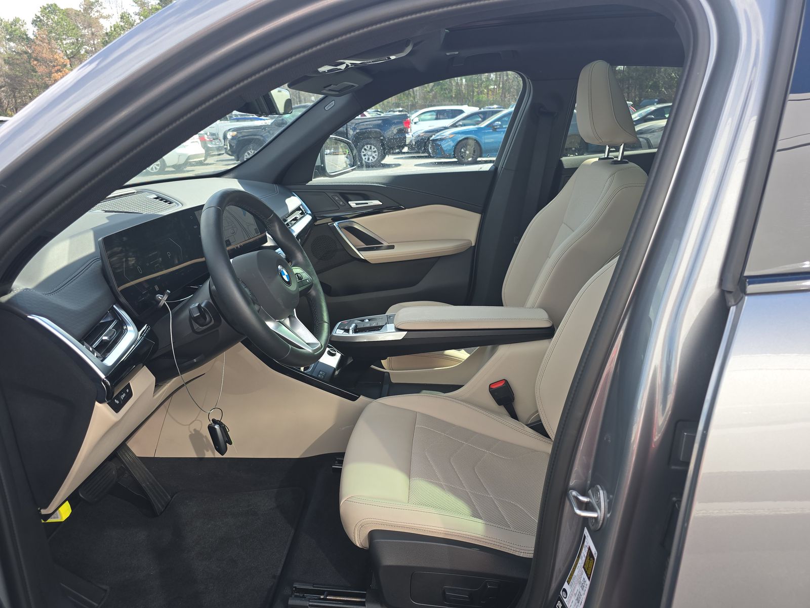 2025 BMW X2 xDrive28i AWD