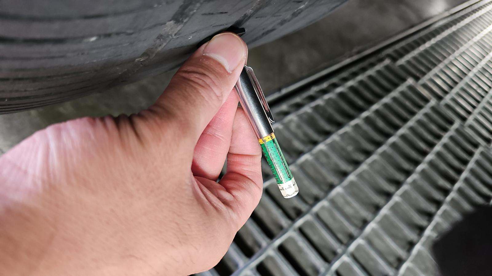 2025 BMW 7 Series 740i RWD