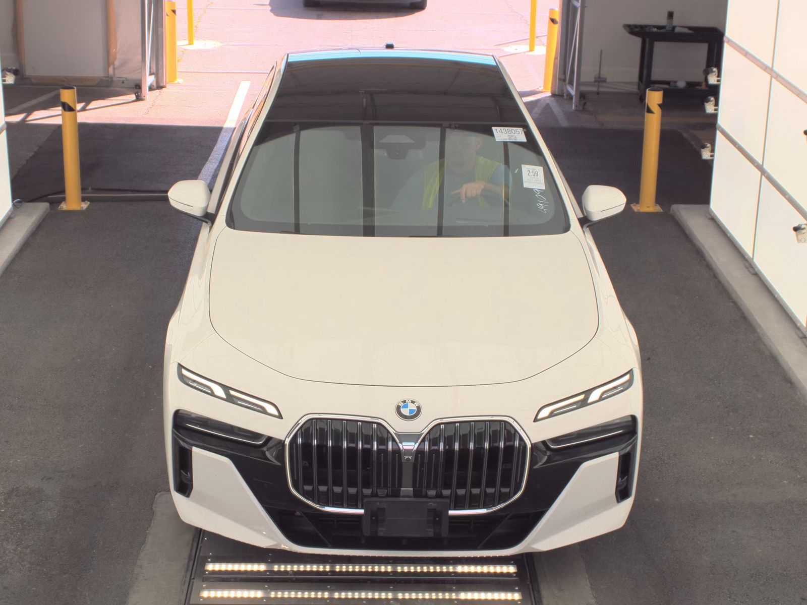 2025 BMW 7 Series 740i RWD