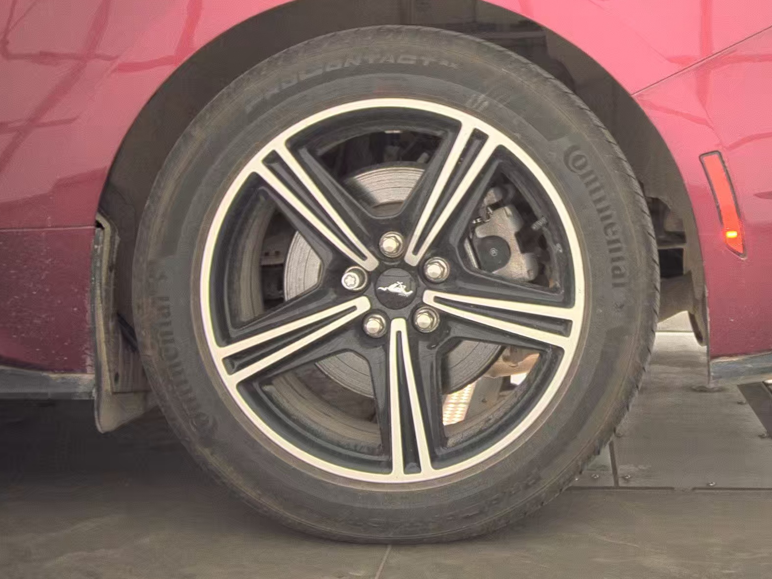 2025 Ford Mustang EcoBoost Premium RWD