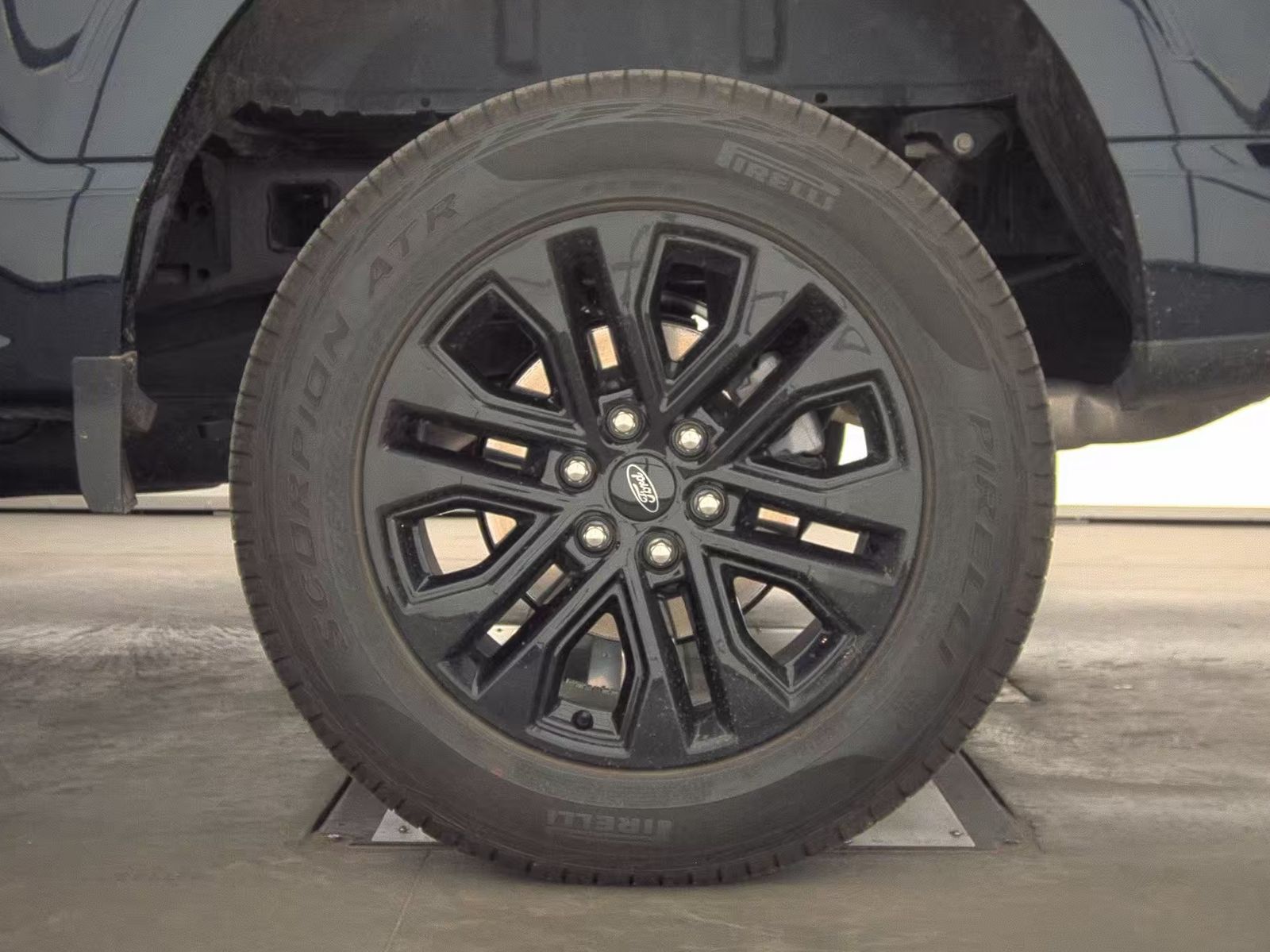 2025 Ford F-150 XLT AWD