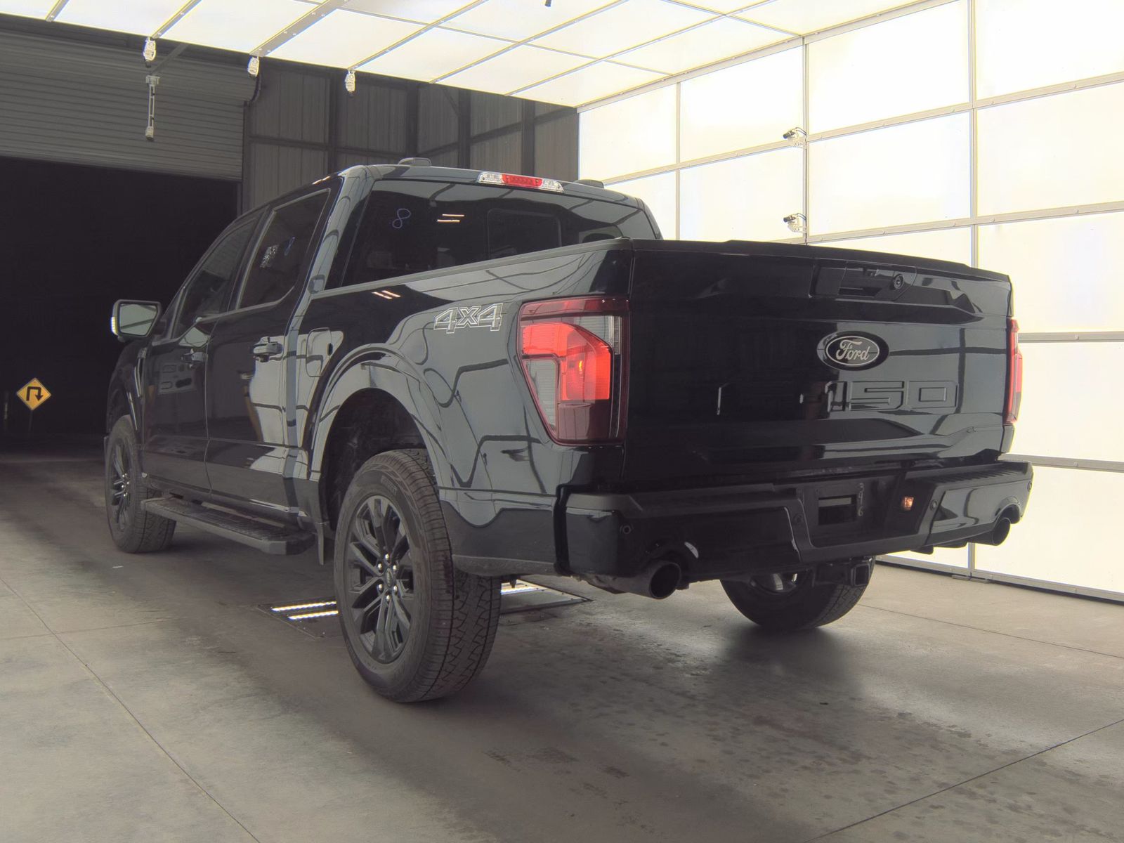 2025 Ford F-150 XLT AWD