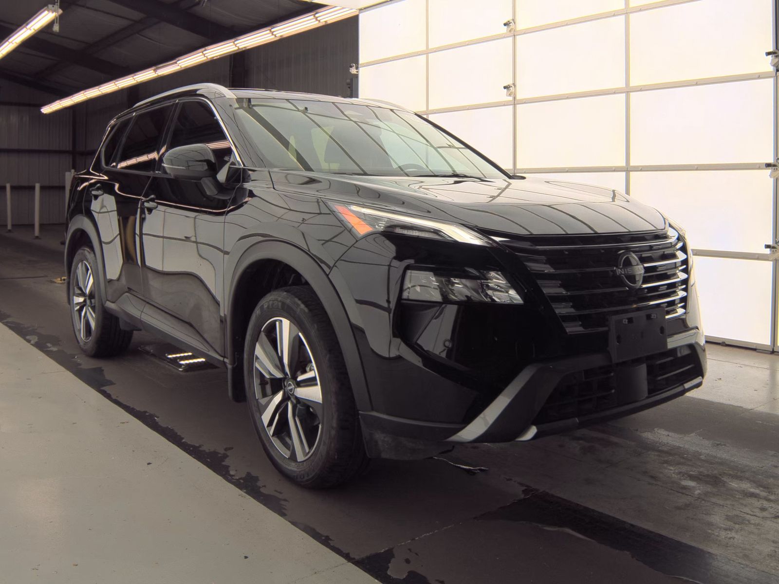 2025 Nissan Rogue SL FWD