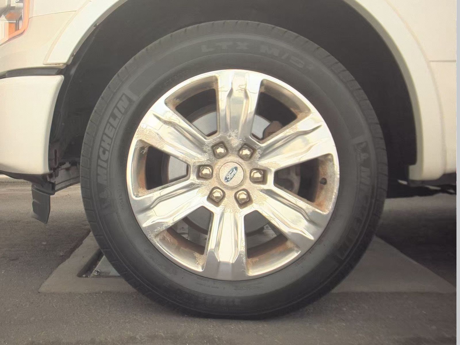 2015 Ford F-150 Platinum RWD