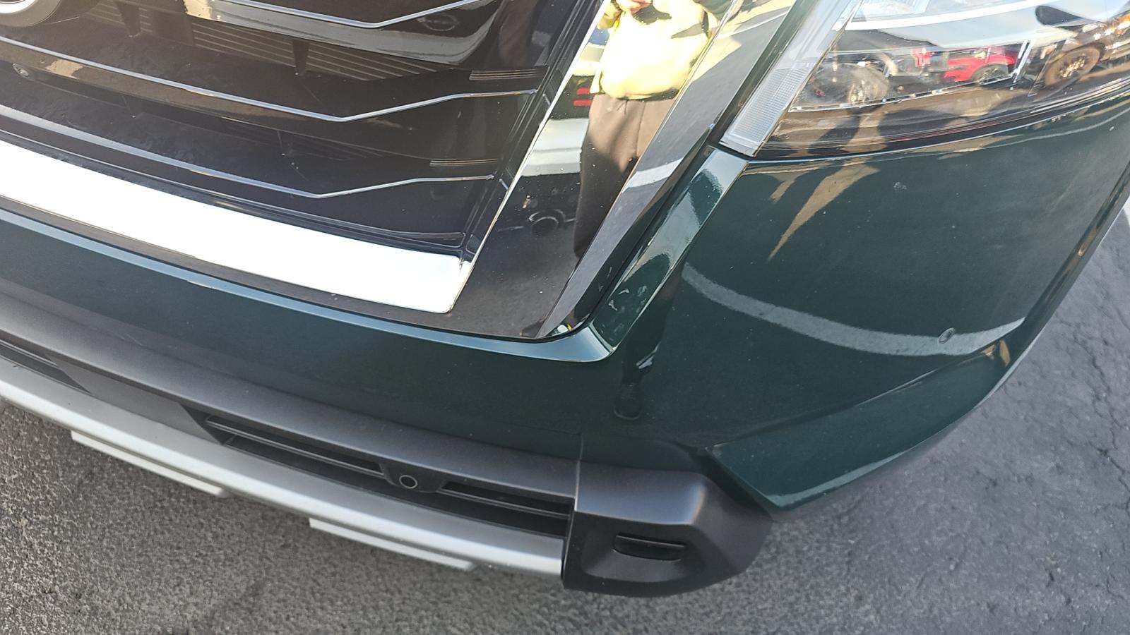 2025 Nissan Pathfinder SL FWD