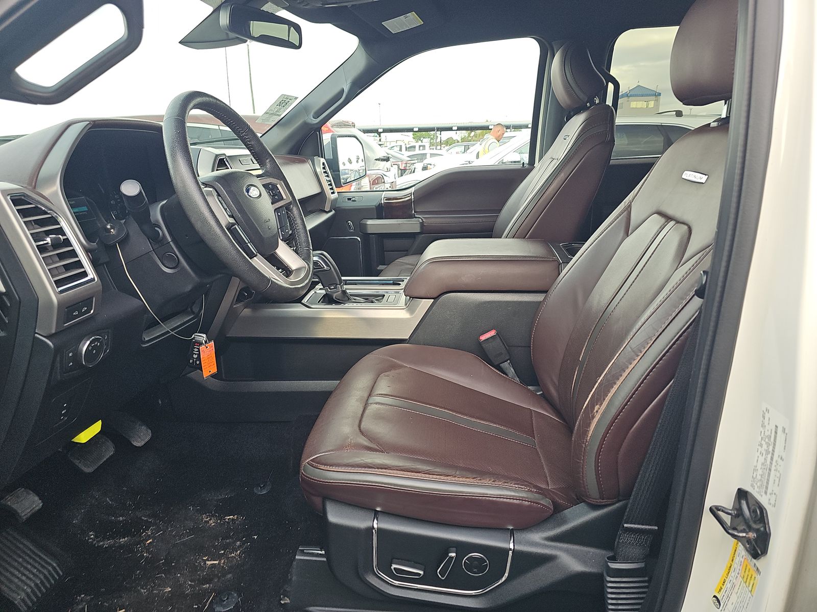 2015 Ford F-150 Platinum RWD