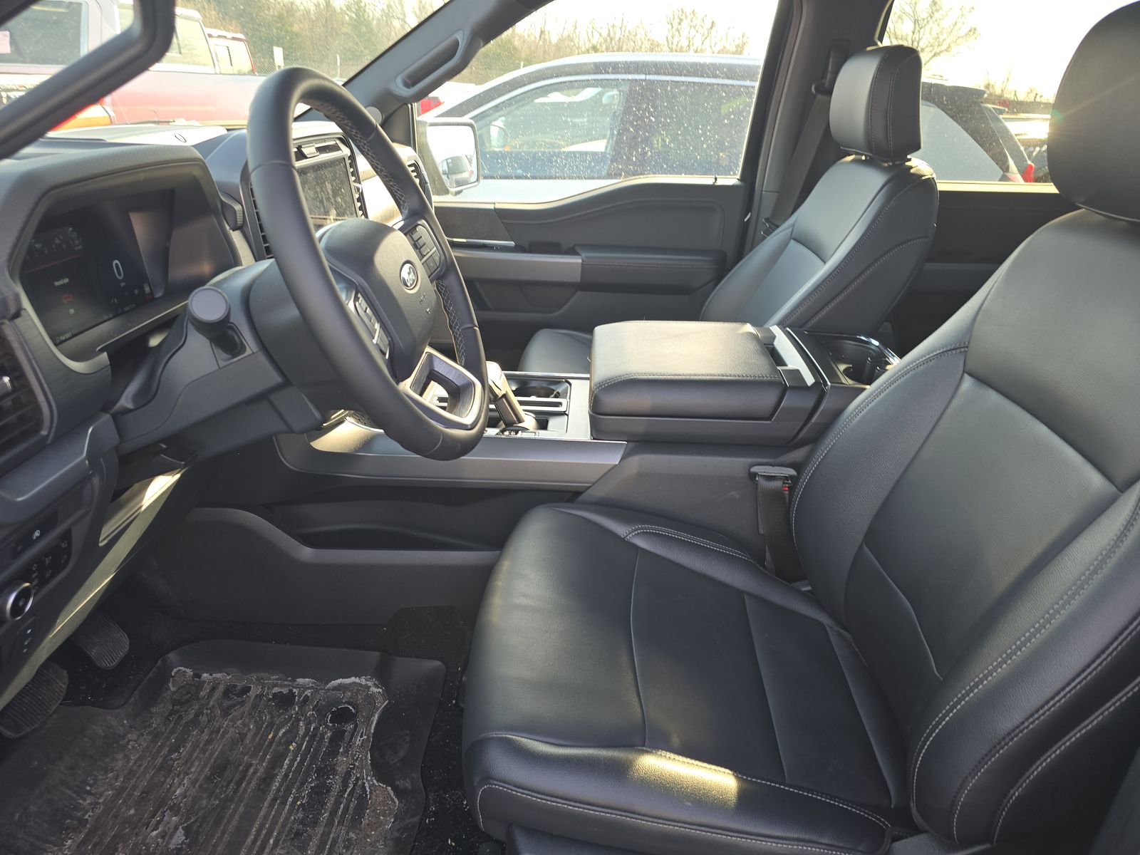 2025 Ford F-150 XLT AWD