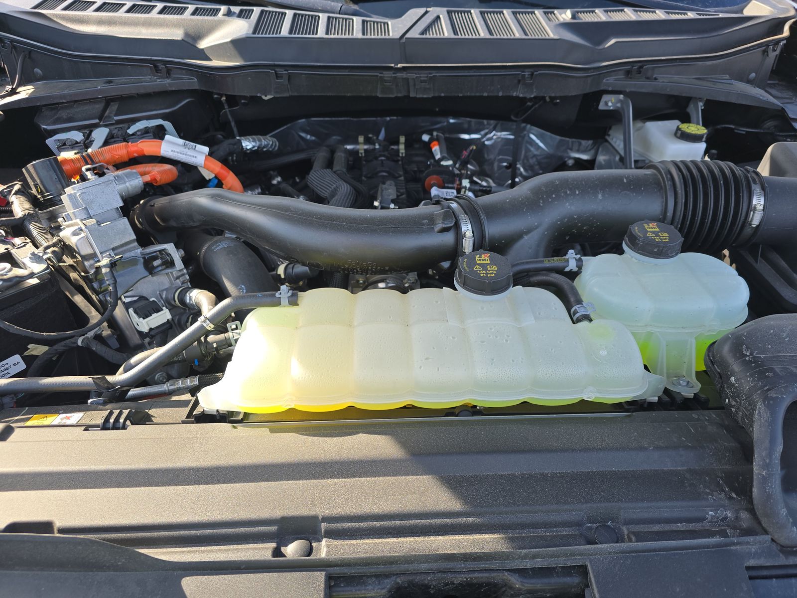 2025 Ford F-150 Hybrid XLT AWD