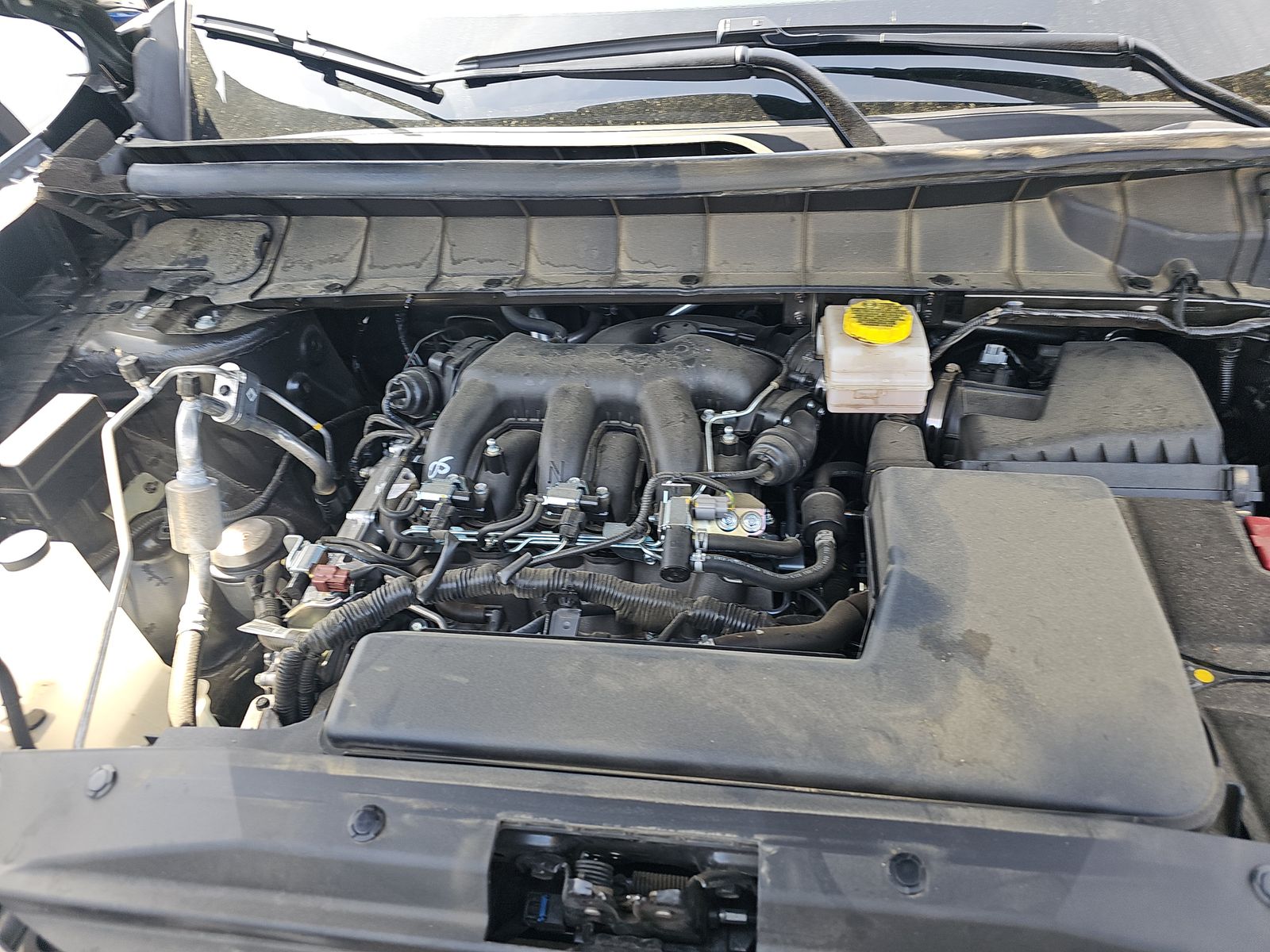 2025 Nissan Pathfinder SL FWD