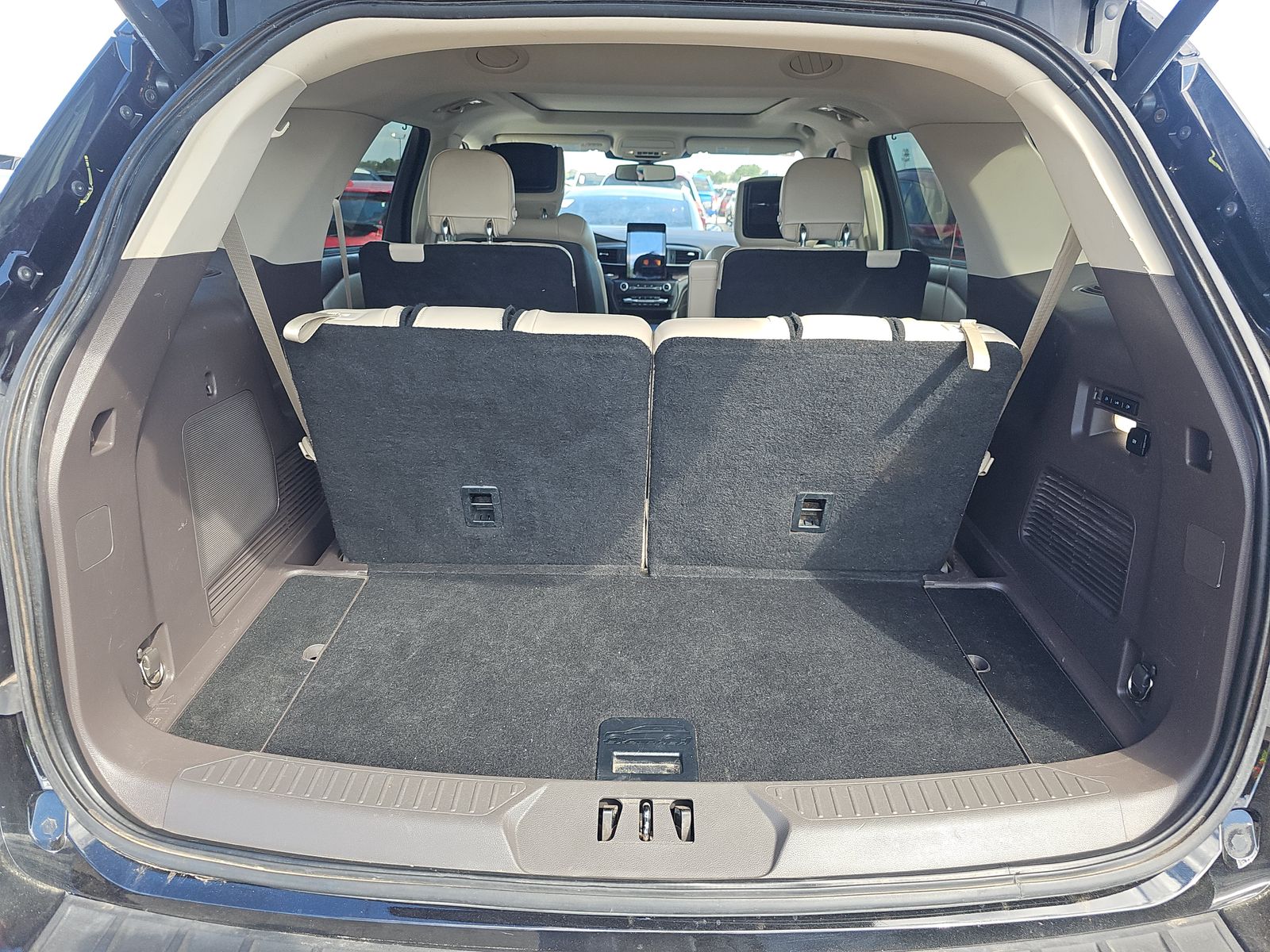 2020 Ford Explorer Platinum AWD