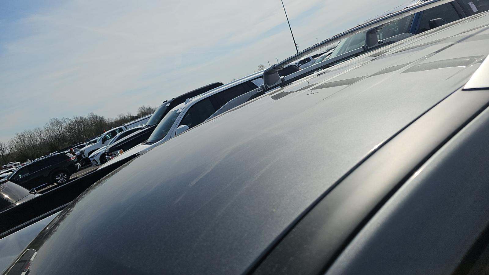 2025 Nissan Pathfinder SL FWD