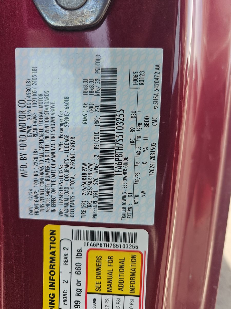 2025 Ford Mustang EcoBoost Premium RWD