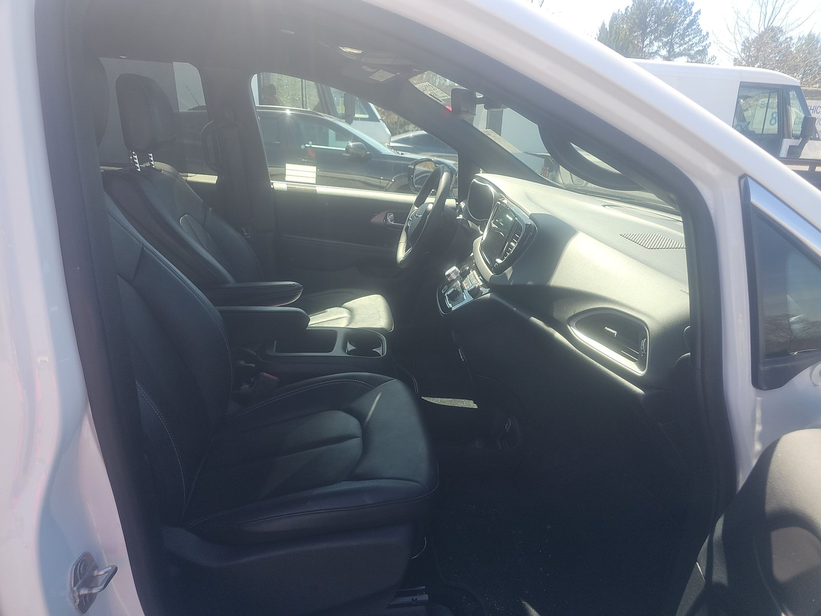 2025 Chrysler Pacifica Select FWD