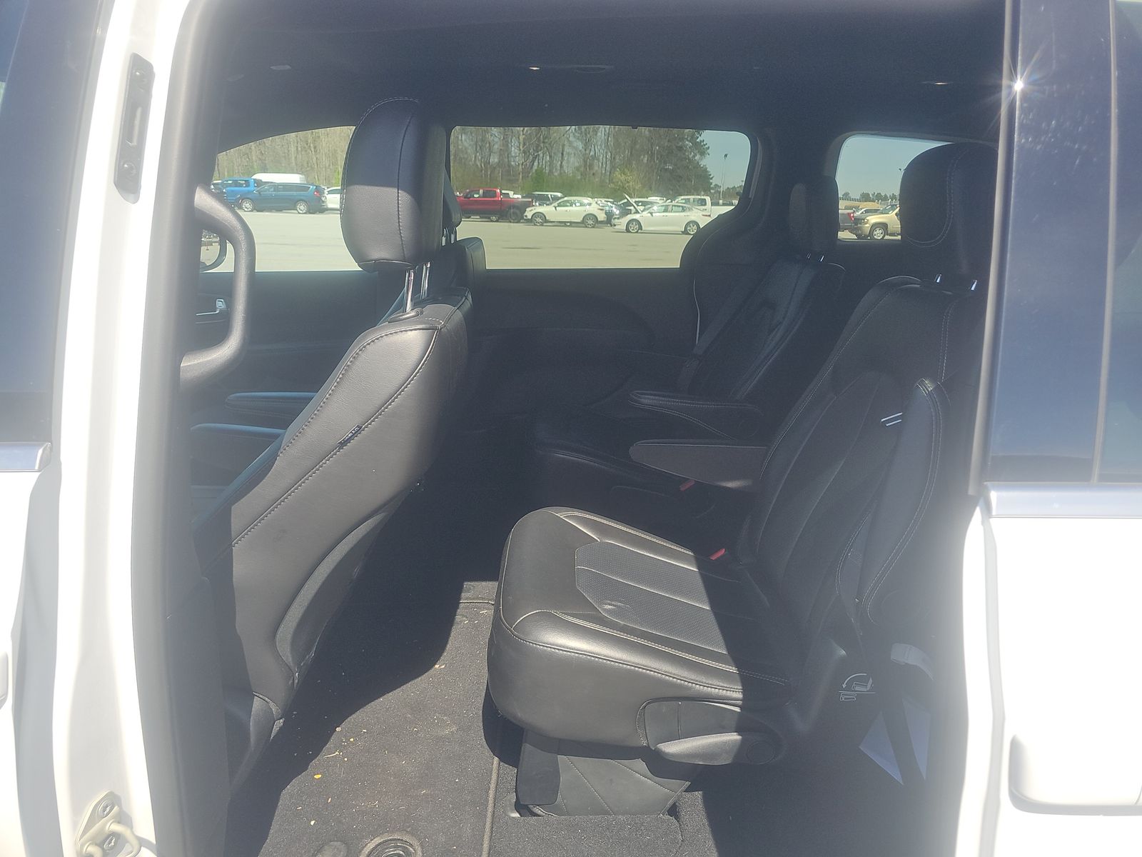 2025 Chrysler Pacifica Select FWD