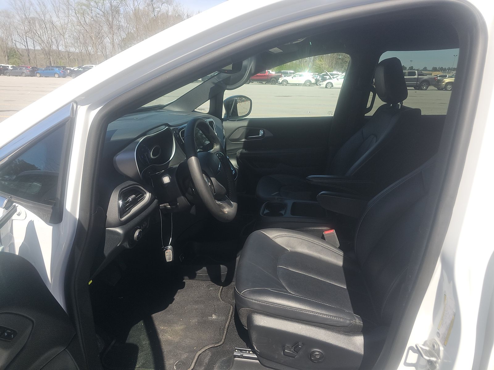 2025 Chrysler Pacifica Select FWD