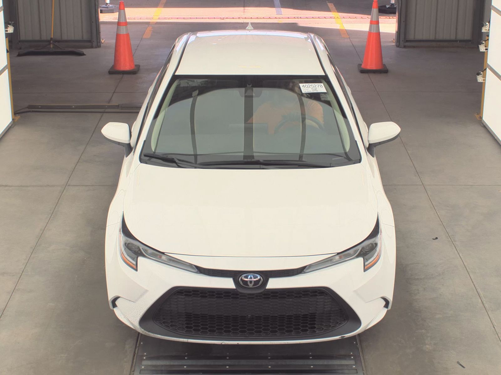 2022 Toyota Corolla LE FWD