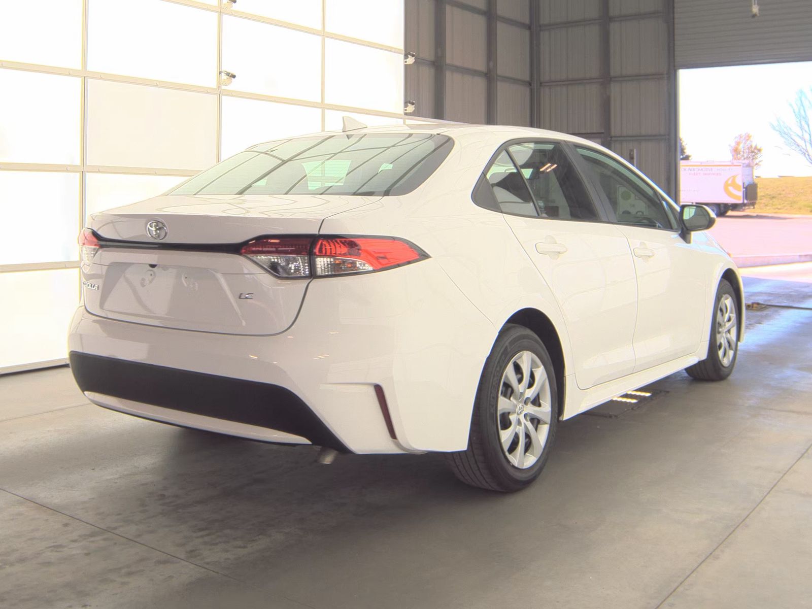 2022 Toyota Corolla LE FWD