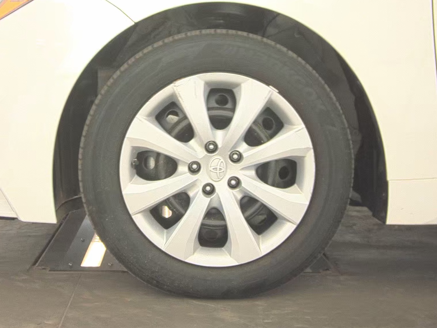 2022 Toyota Corolla LE FWD