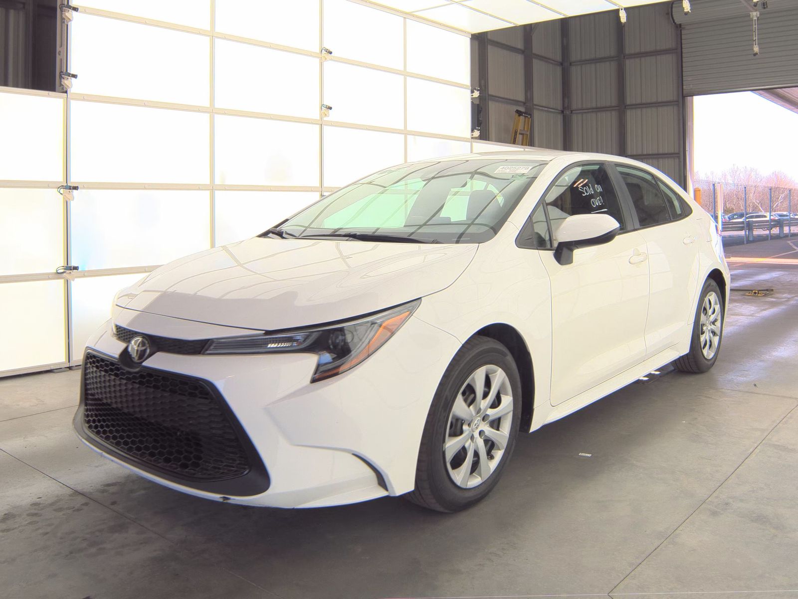 2022 Toyota Corolla LE FWD