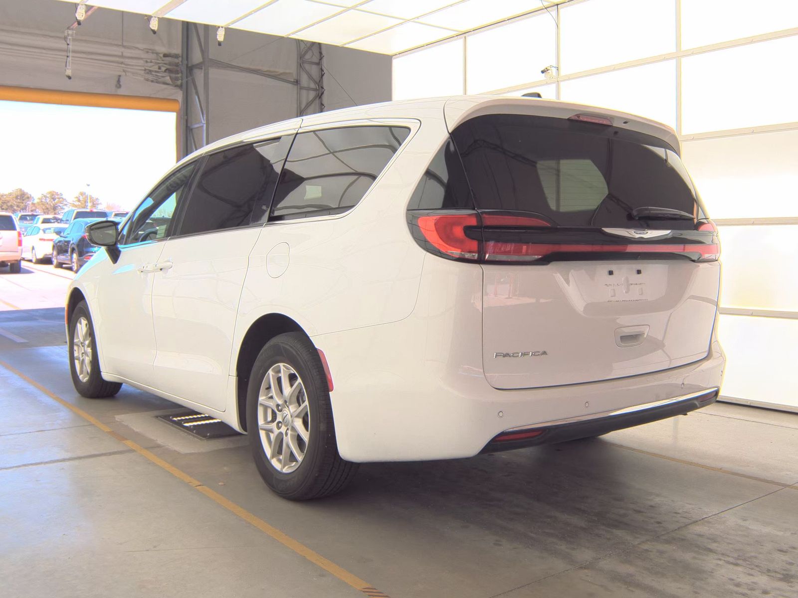 2025 Chrysler Pacifica Select FWD