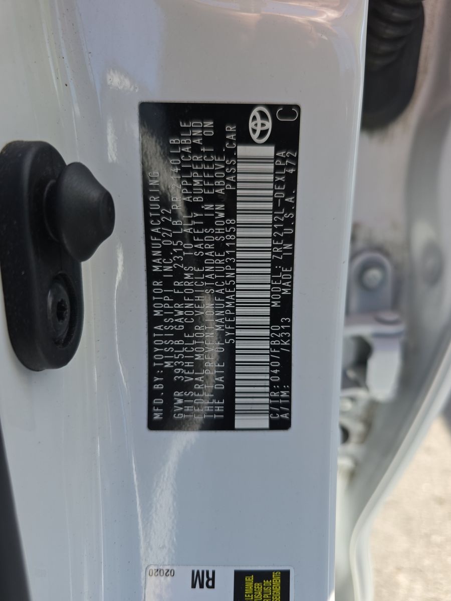 2022 Toyota Corolla LE FWD