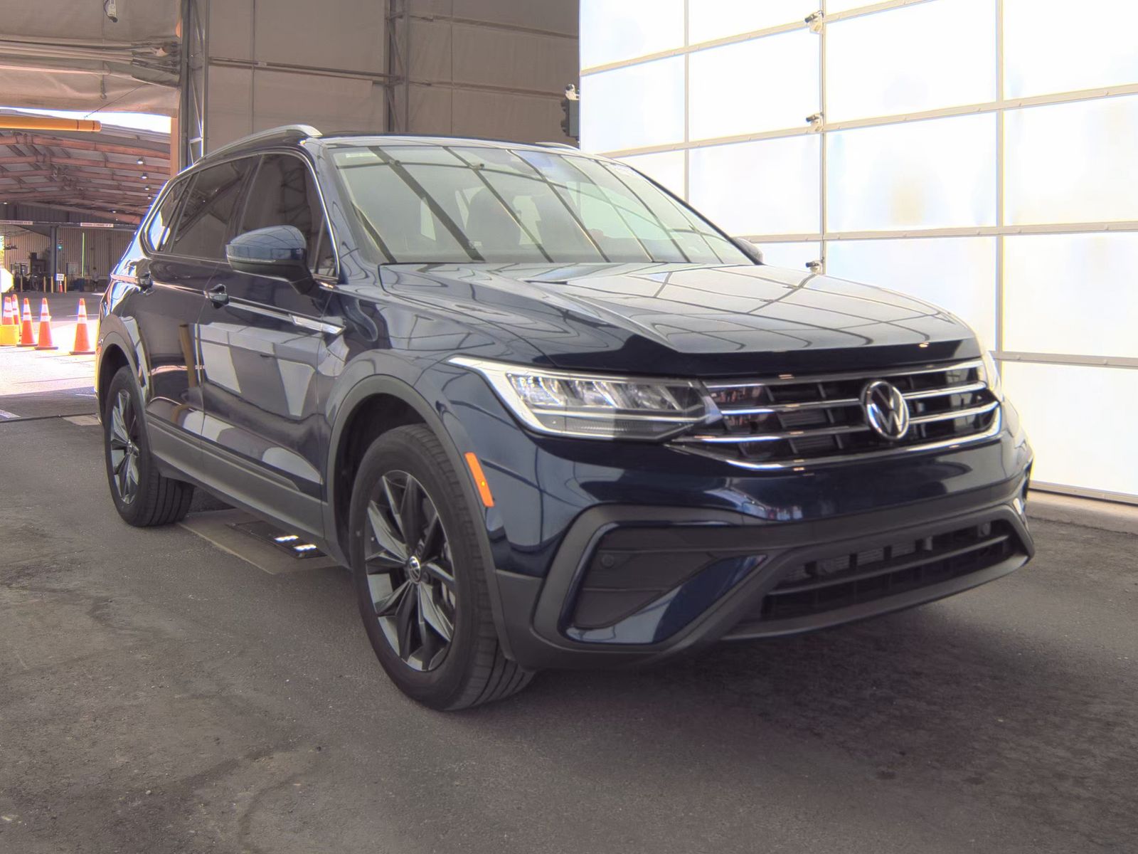 2022 Volkswagen Tiguan 2.0T SE FWD