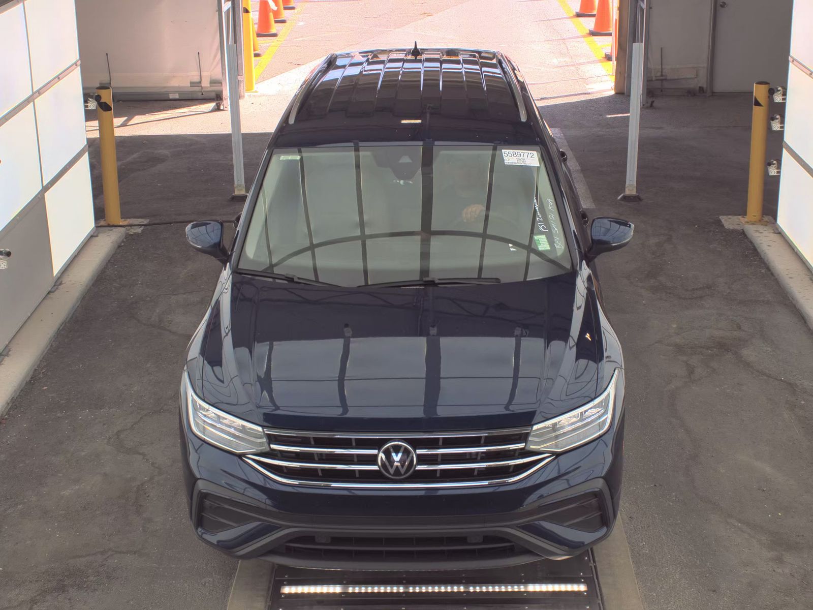 2022 Volkswagen Tiguan 2.0T SE FWD