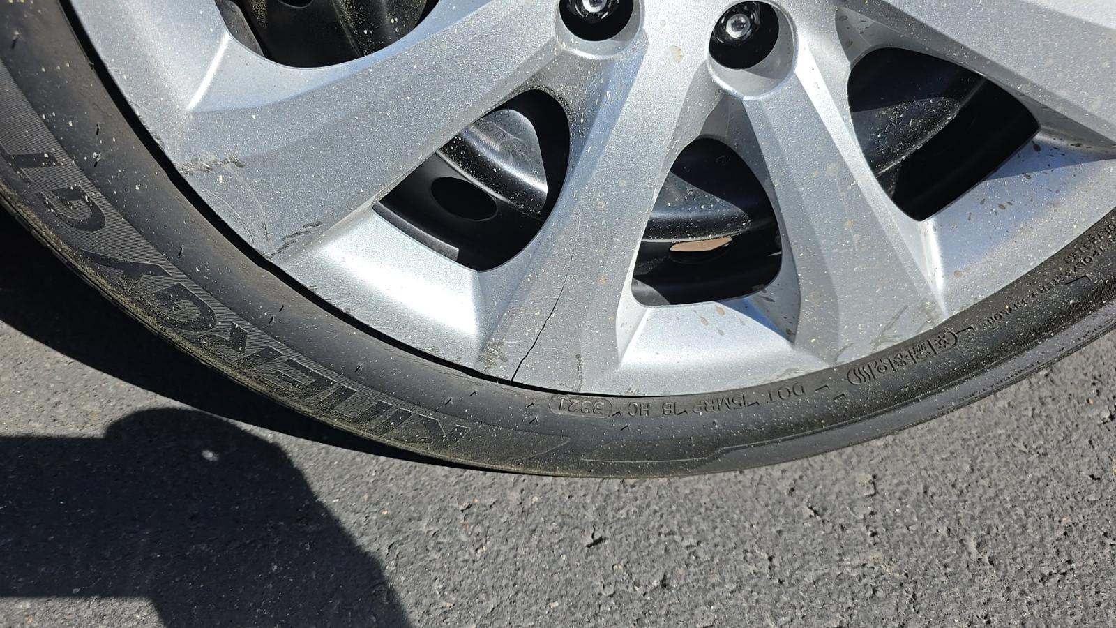 2022 Toyota Corolla LE FWD