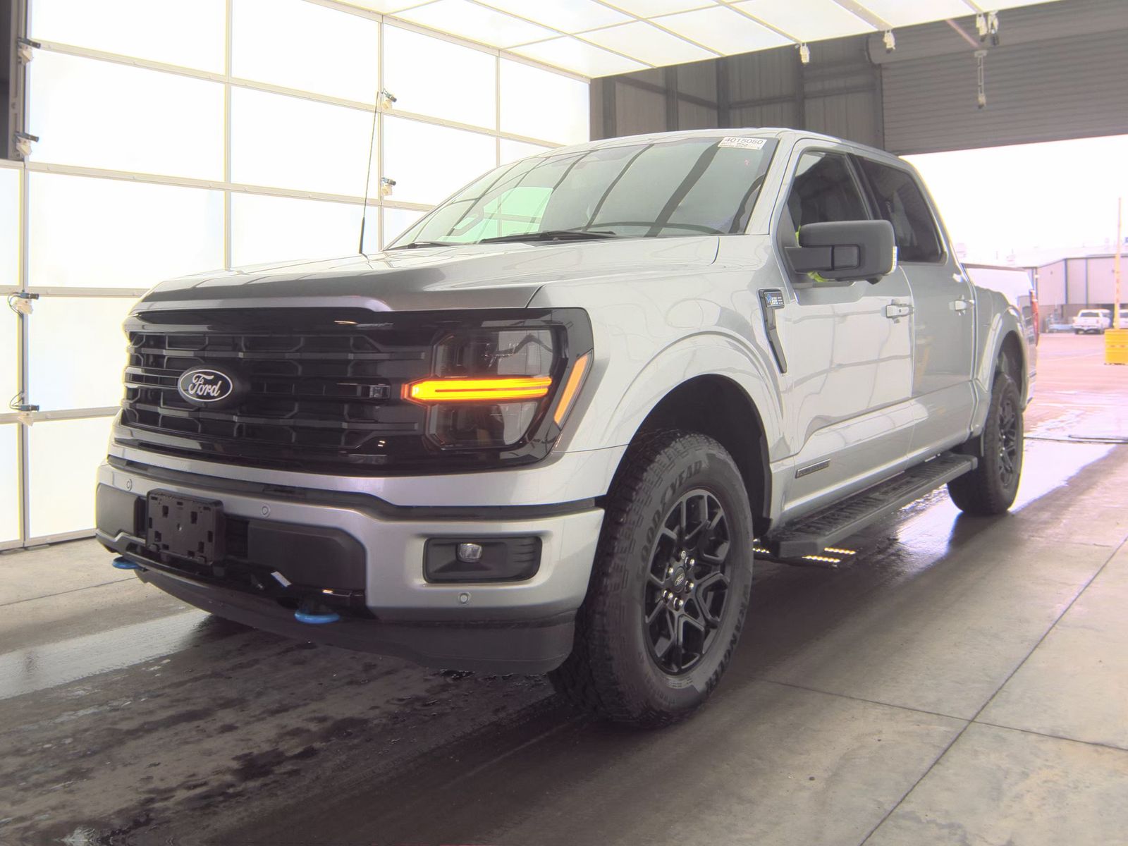 2024 Ford F-150 Hybrid XLT AWD